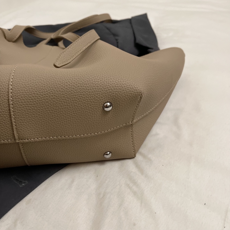 Branded Designer Shoulder Tote - Luxury Bags Trend 2025 ulasan dan harga