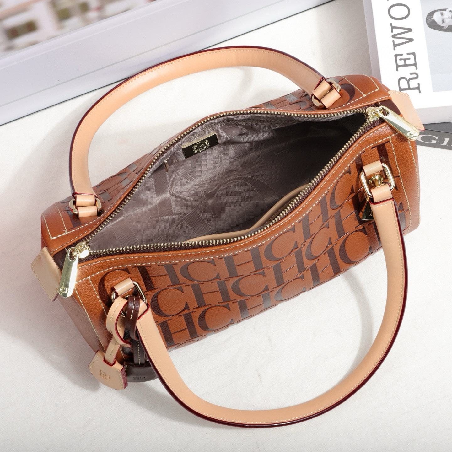 CHHC 2026 New Arrival Monogram - Tote Bag Leather Monogram ulasan dan harga