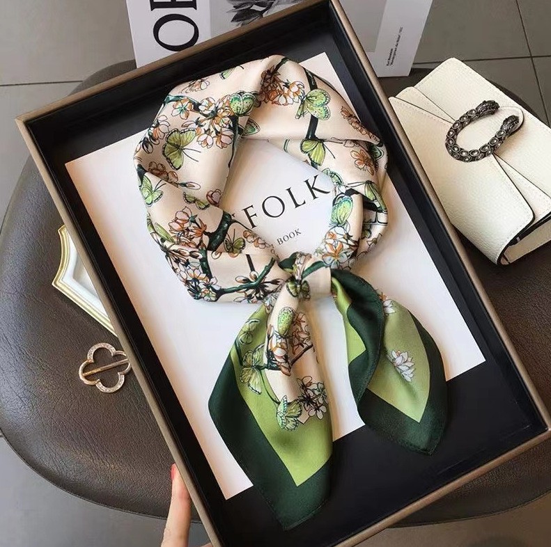 Luxury Fashion Print 70*70cm S - Luxury Bags Expensive ulasan dan harga