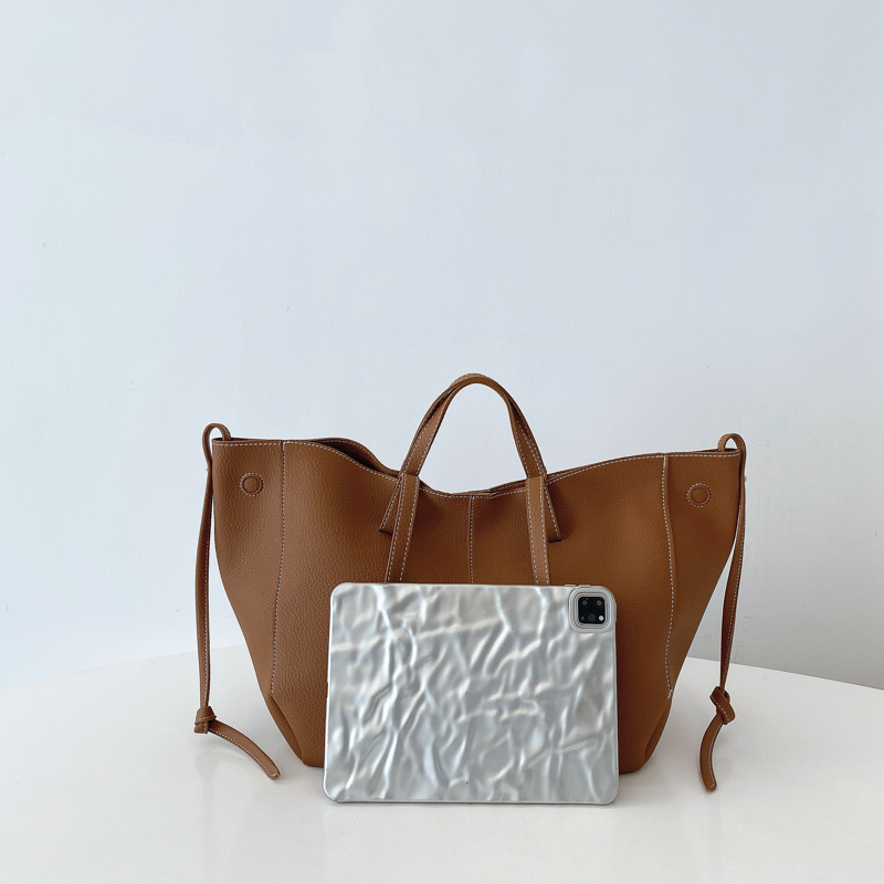 Large Capacity Leather Zipper  - Luxury Bags Trend 2025 ulasan dan harga